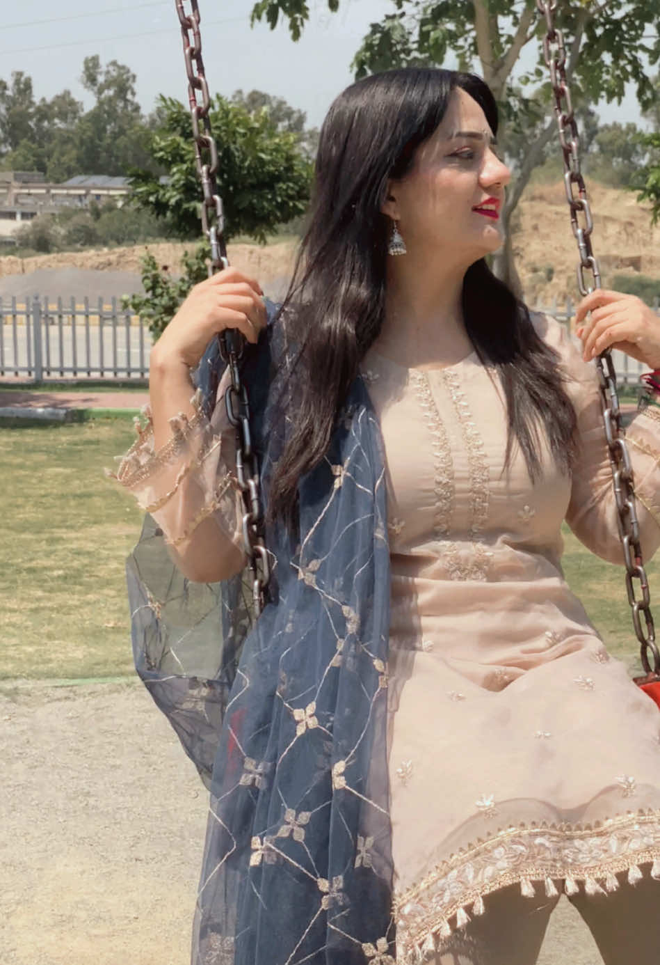 @KIRAN ZUBAIR KIYANI