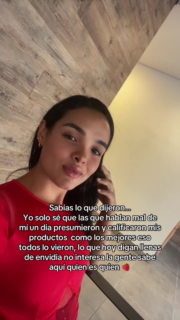 @LAS FRESITAS HECHAS CON AMOR🍓