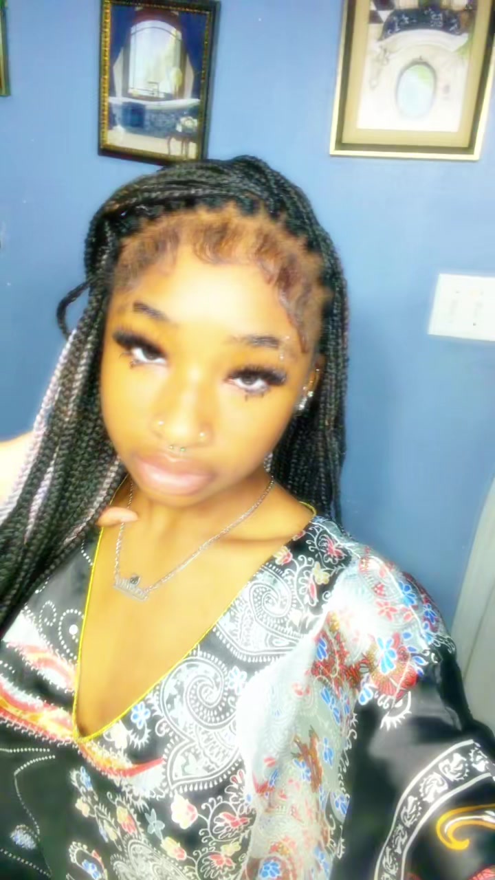 @RENIDAPOOH🧸👩🏾❤️💋👩🏾