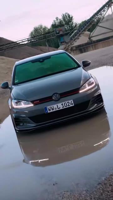 @revvedcars