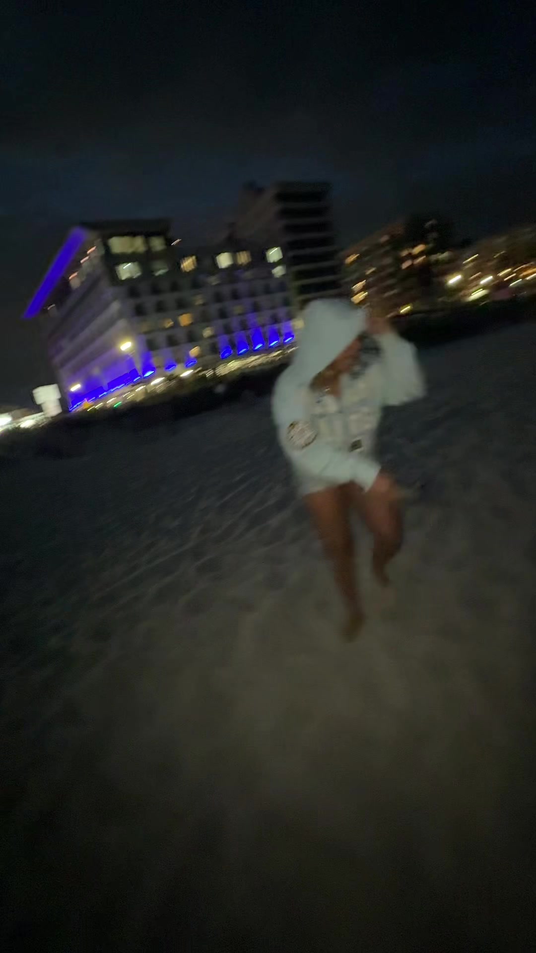 @rihanna 🪐🤎