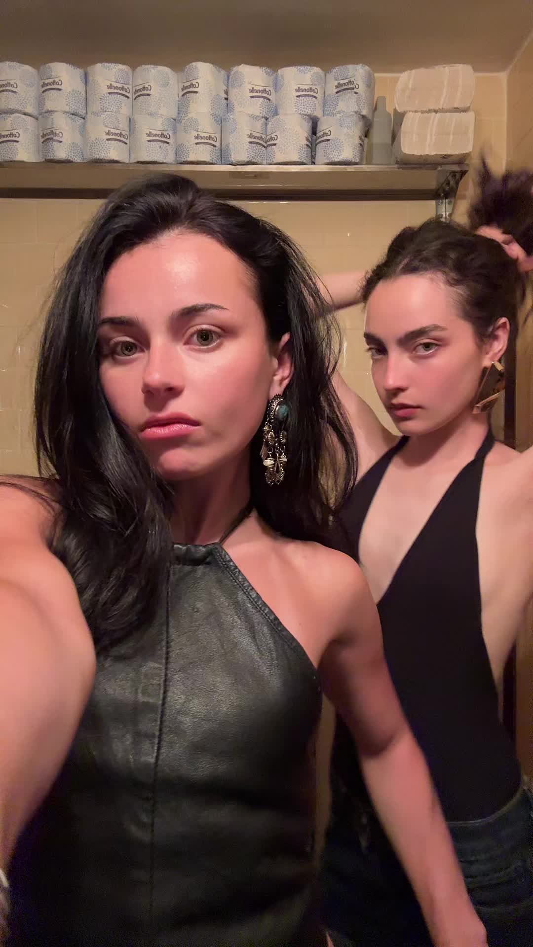 @bella.menser