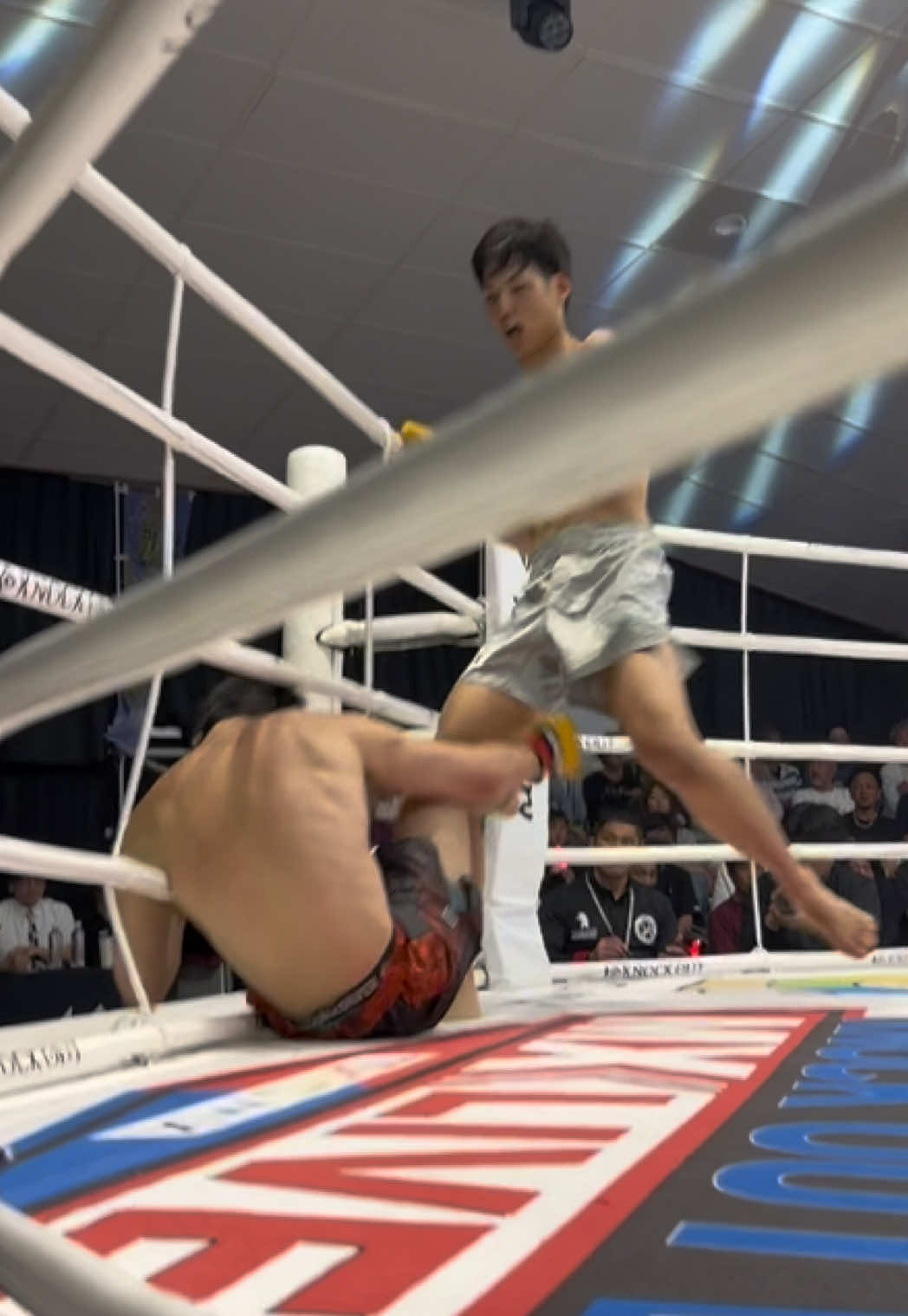 @KNOCK OUT(ノックアウト)公式