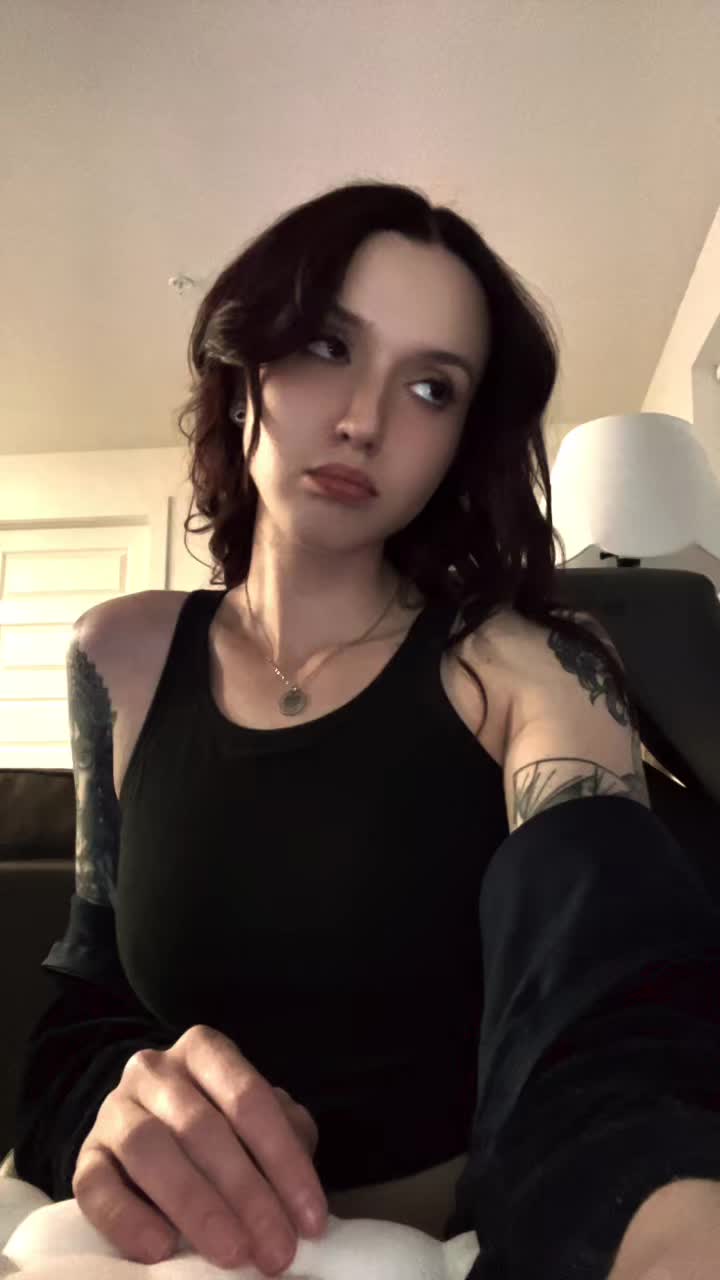@BabyJay 🖤