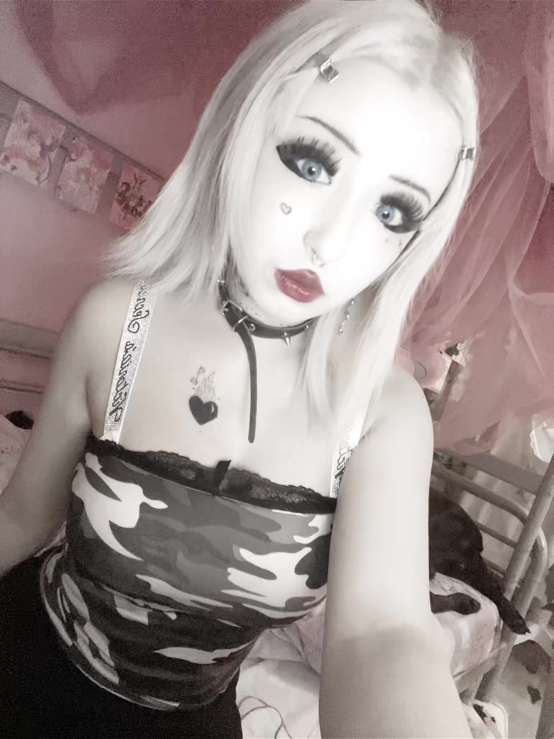 @whiiteshadow