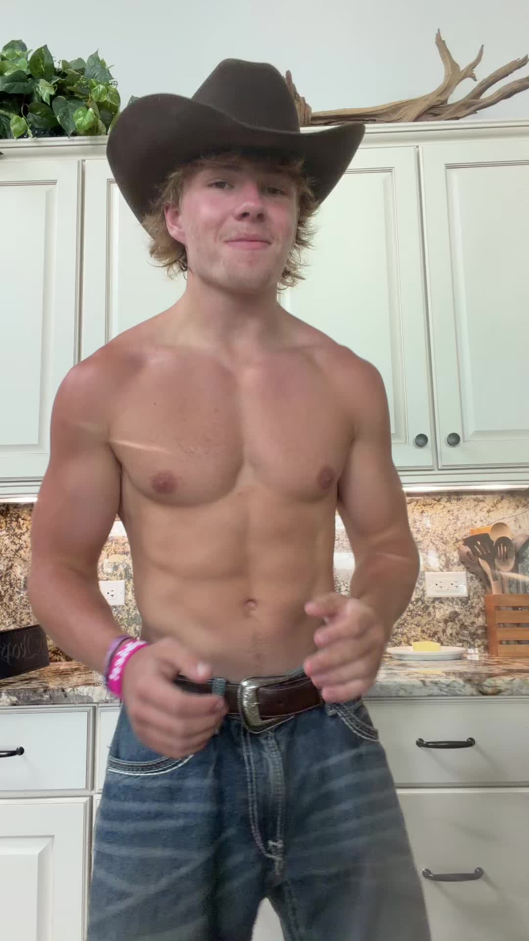 @Luke_V3
