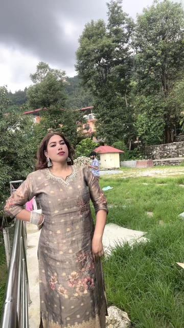 @Shreya🧿