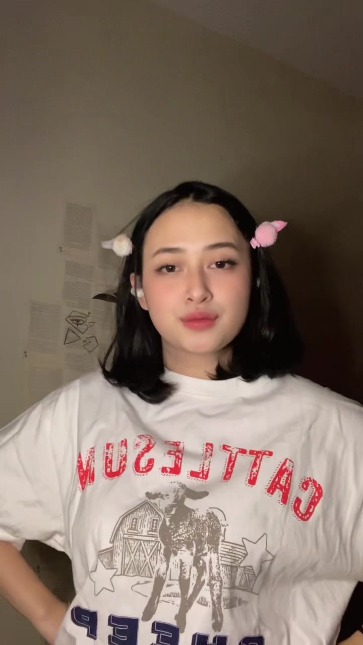 @@જ⁀➴mel🦦ྀི♬⋆.˚