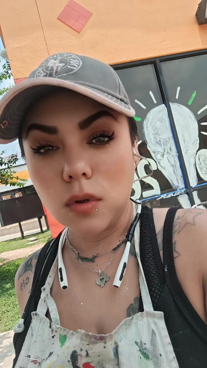 @mj