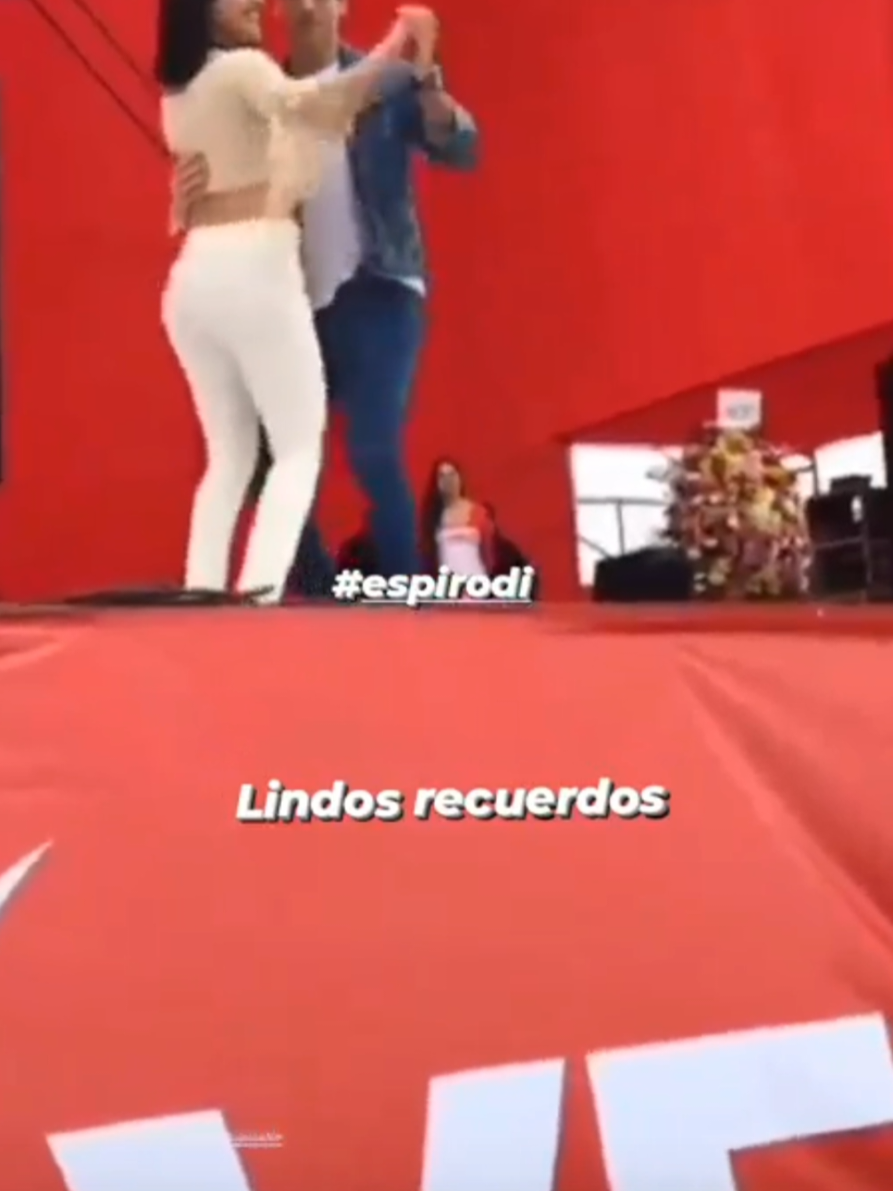 @Eeg y combatientes