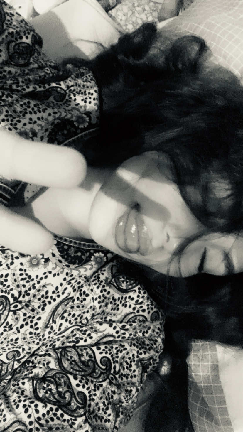 @𝓜𝓮𝓻𝓻𝓪𝓮𝓬𝔂💕