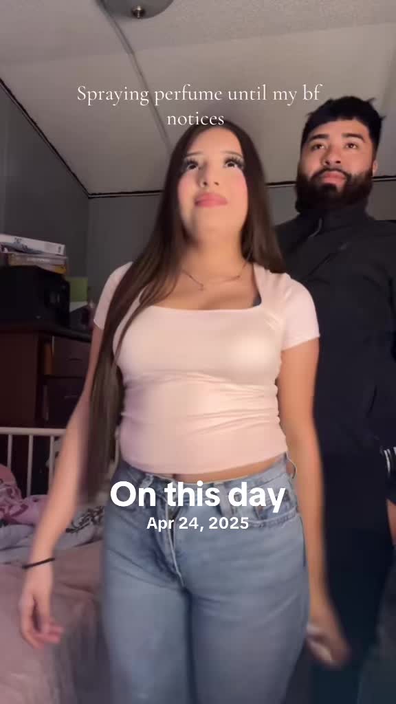 @𝓜𝓮𝓵𝓪𝓷𝓲𝓮