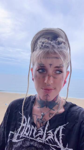 @🌙 ᛚᚢᚾᚨ 🍄✨🐺🖤