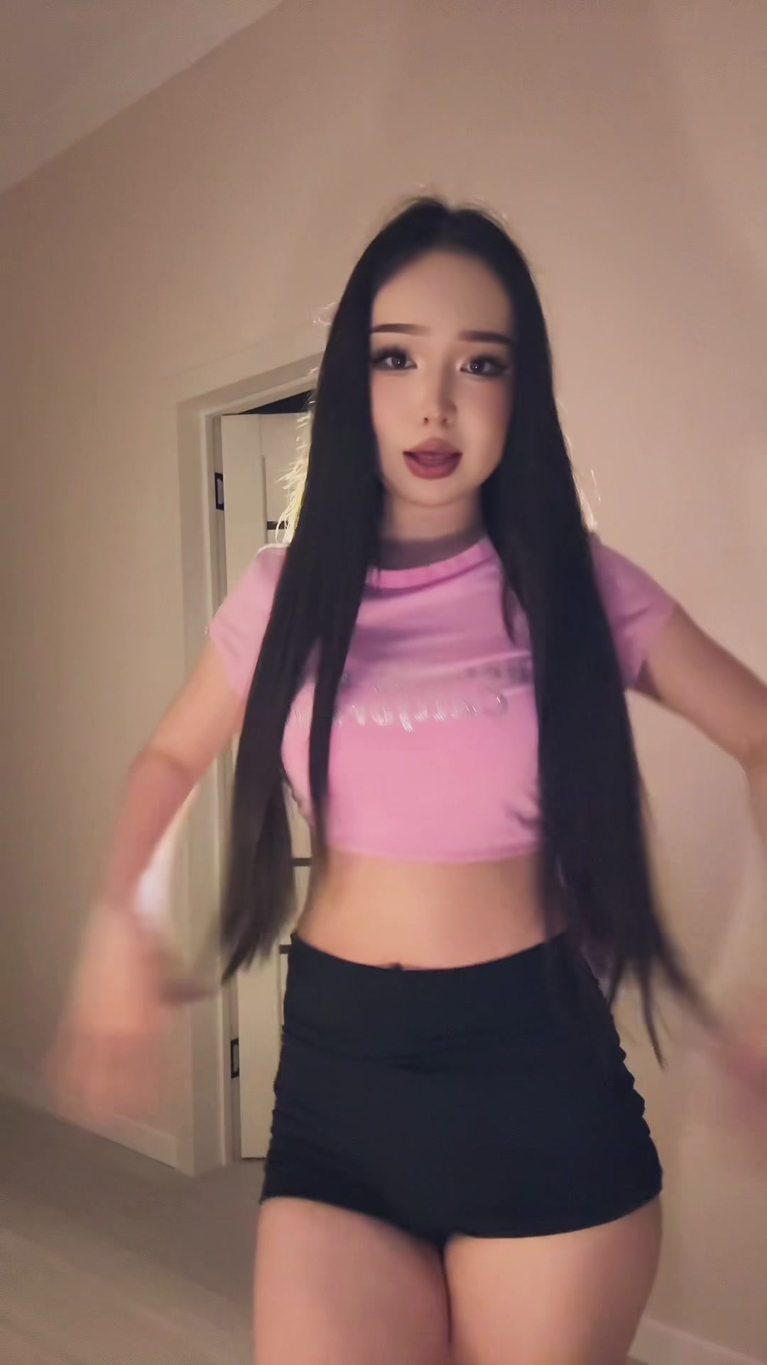 @жaн