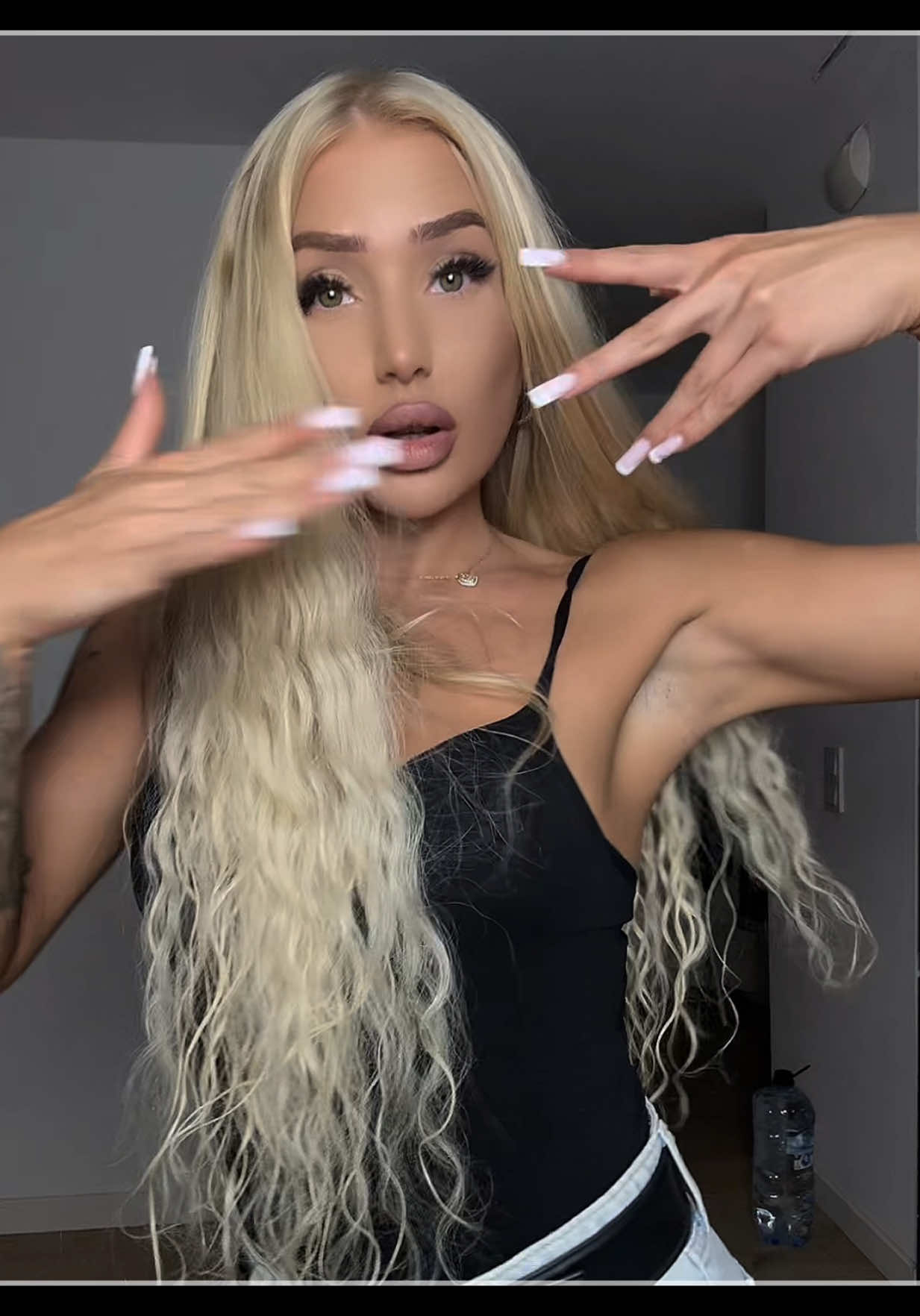 @RitaTheBlonde