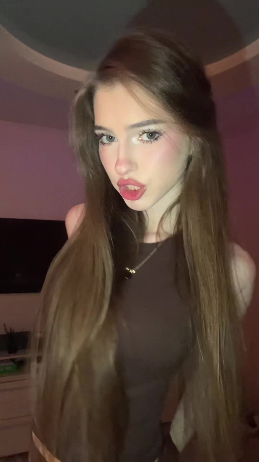@꧁𝔸𝕃𝕀𝕊𝔸꧂