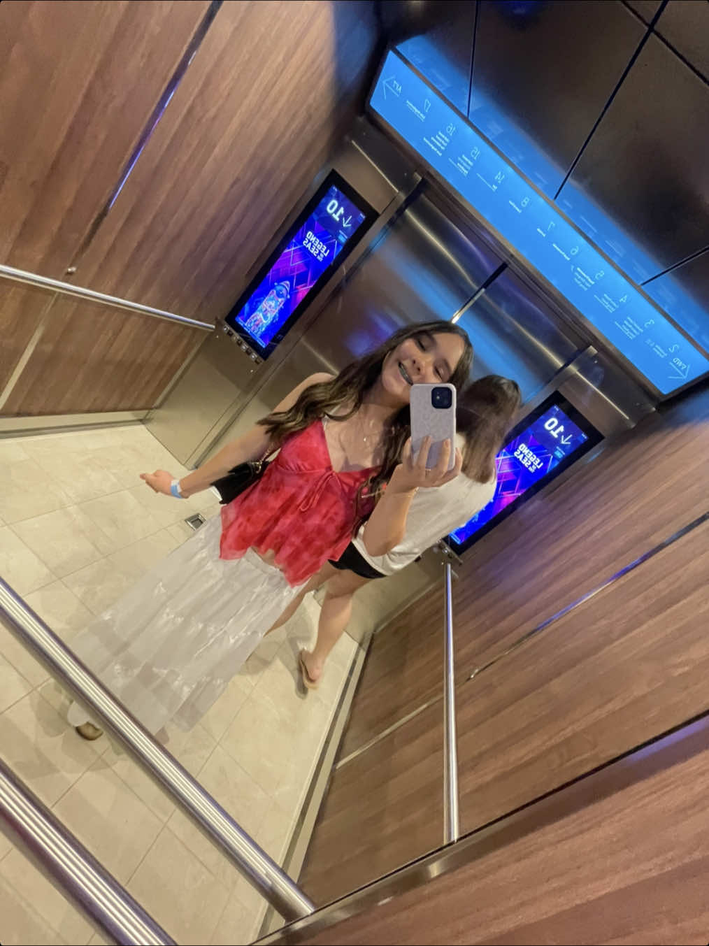 @izzyy