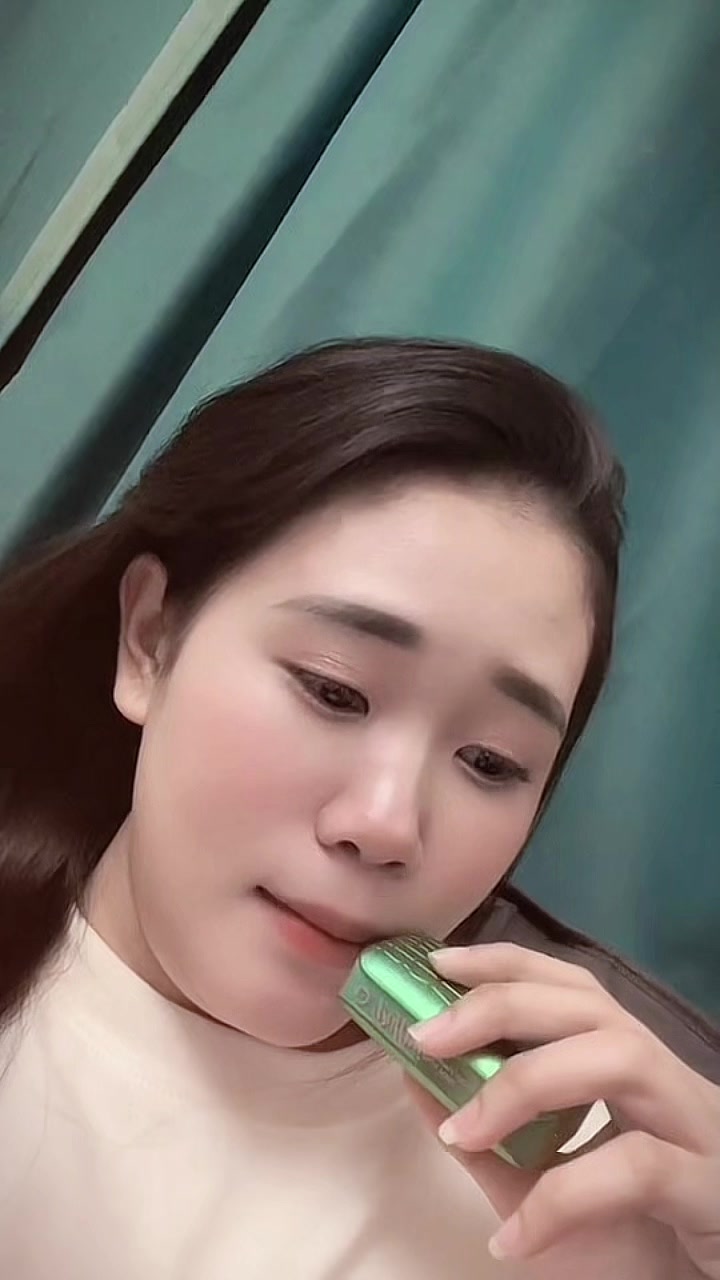 @BÉ THỎ🐰🥕