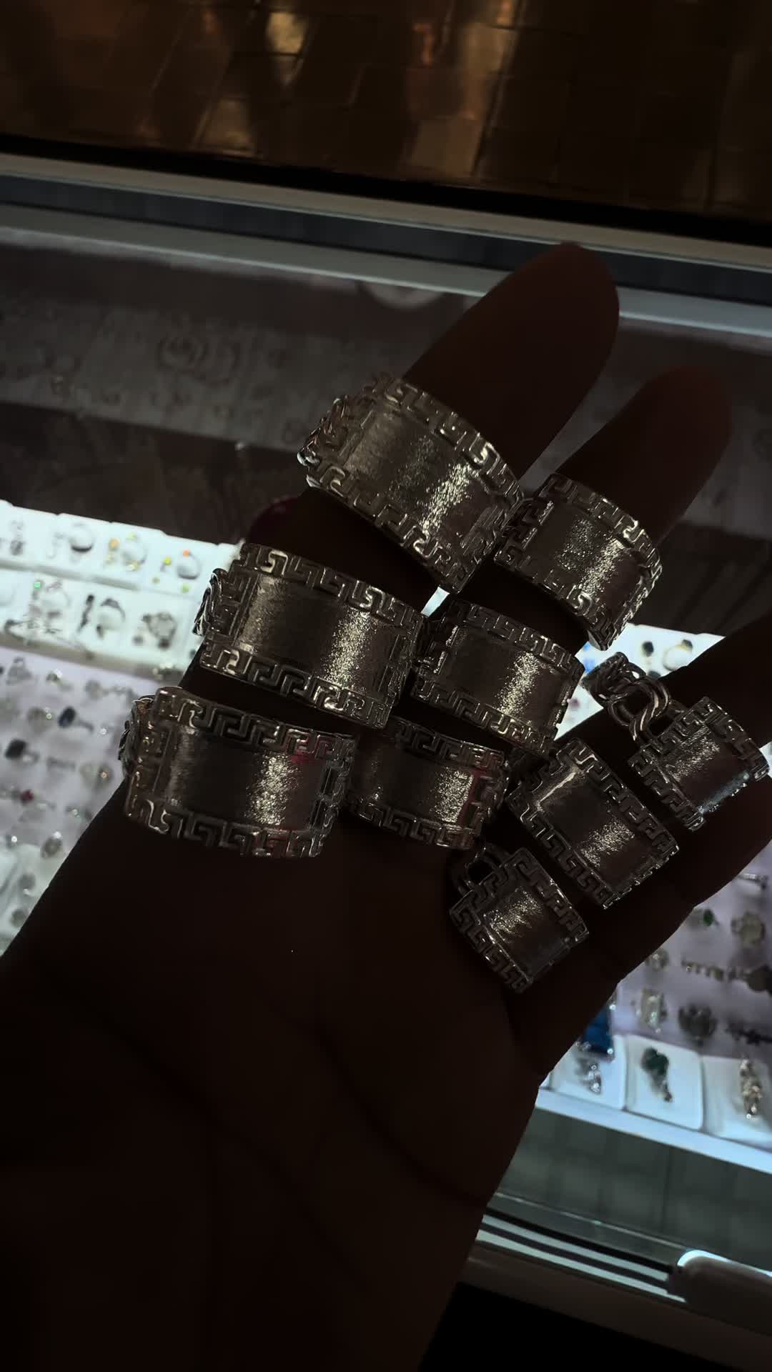 @AliJewelers
