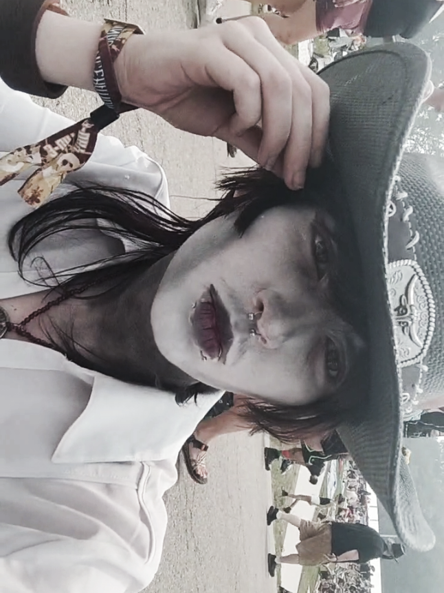 @ᖭི༏ᖫྀ Grell 🫀🦌
