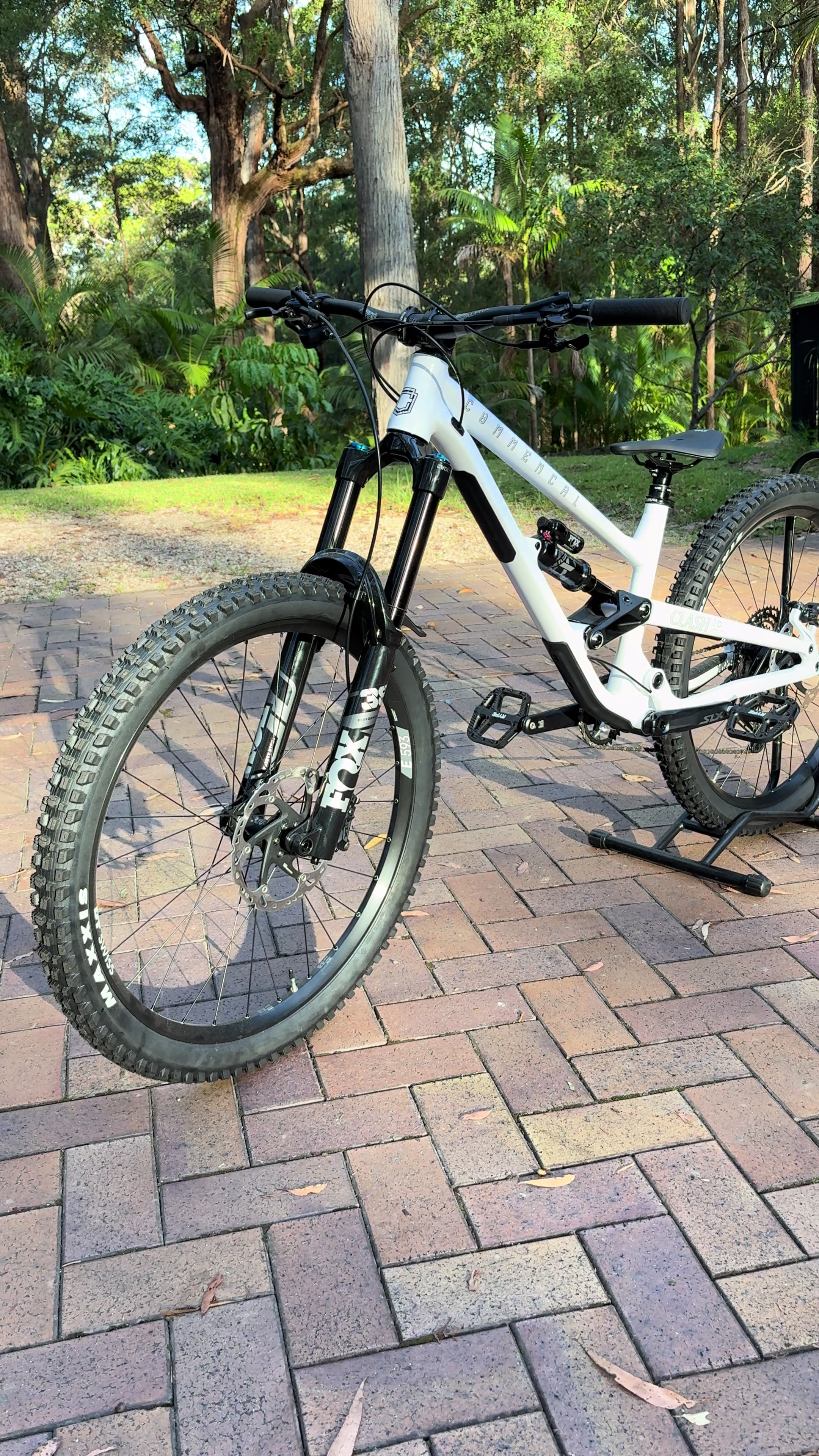 @Commencal cam