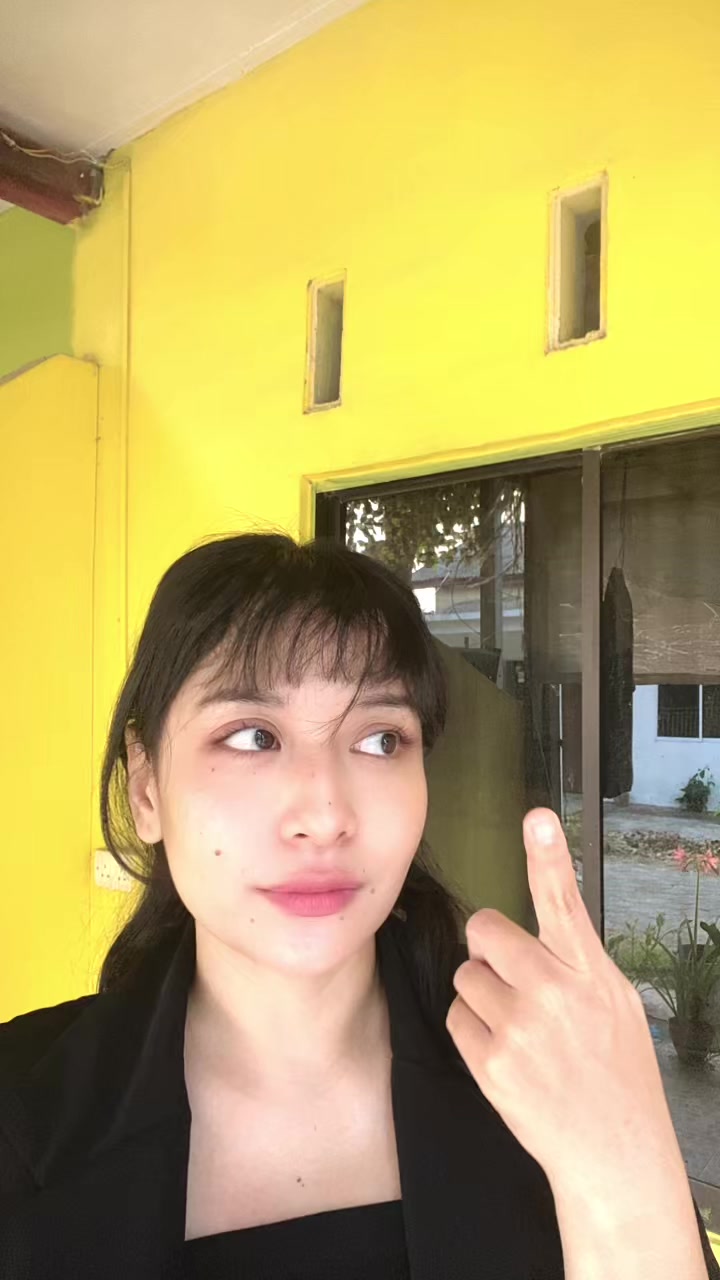 @Ayu anzelina 🌻🌸