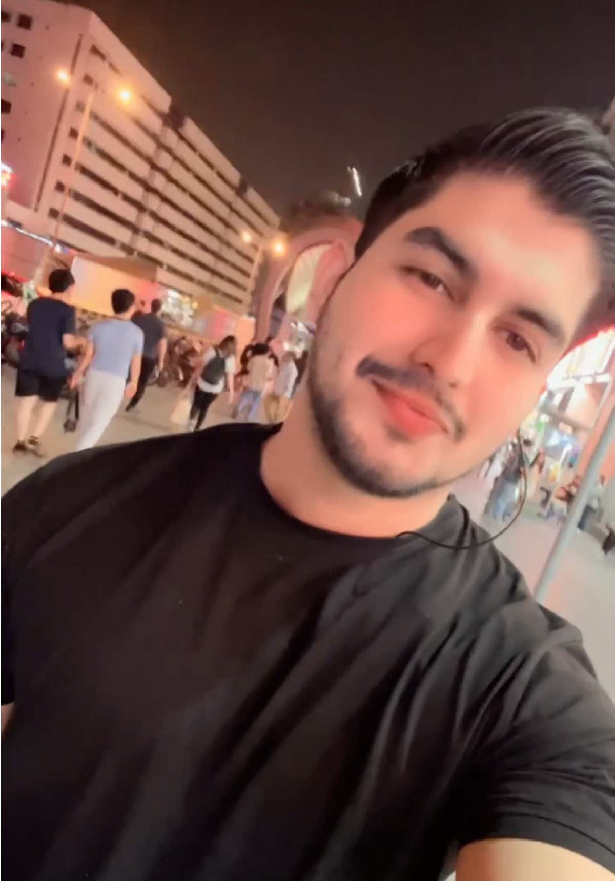 @Tanzeel 🇦🇪