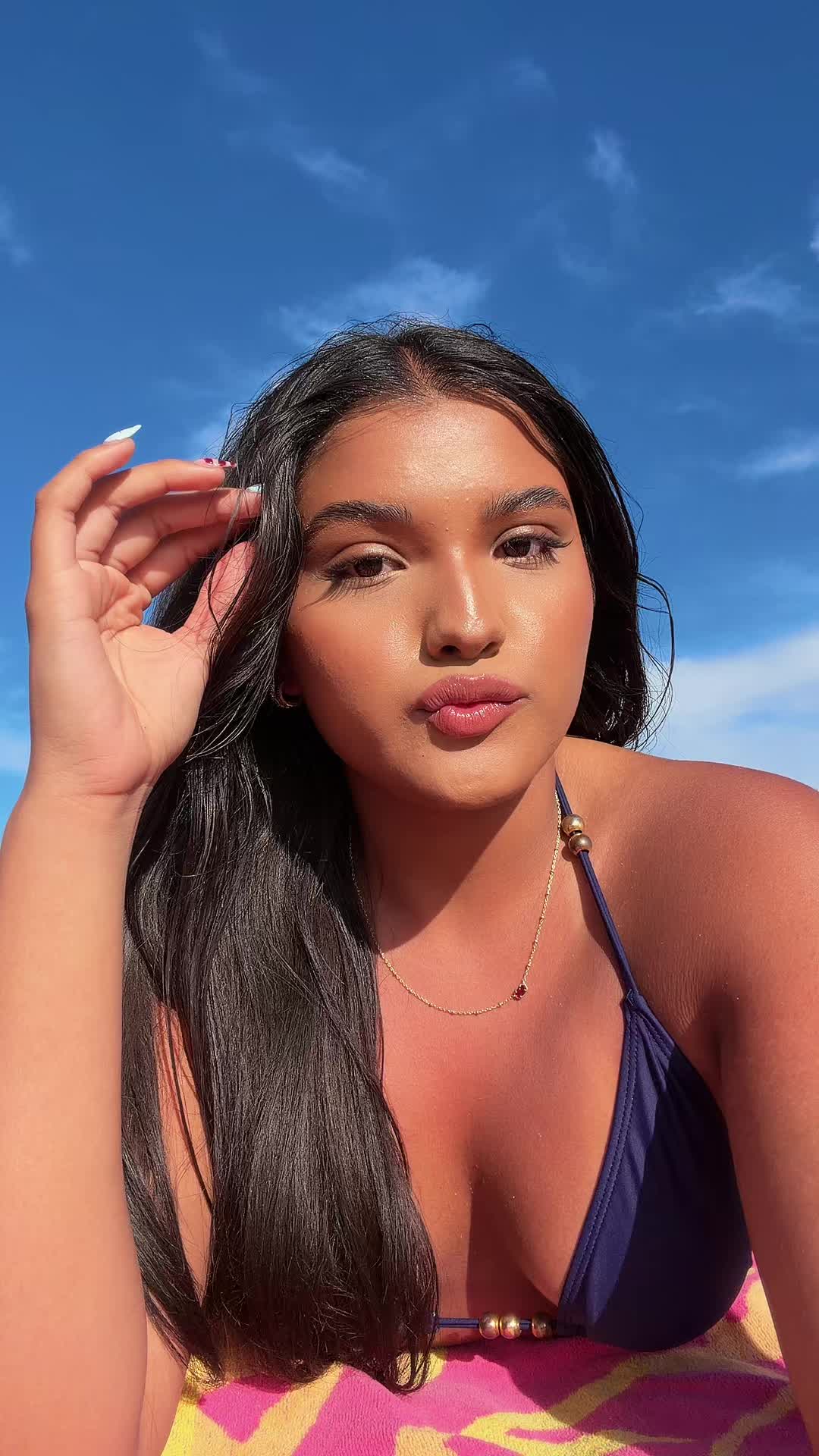 @AVELYN ALEJANDRA
