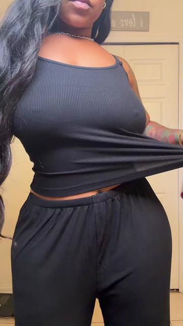 @lareesemichelle