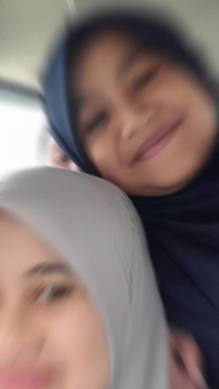 @Ayu Utami