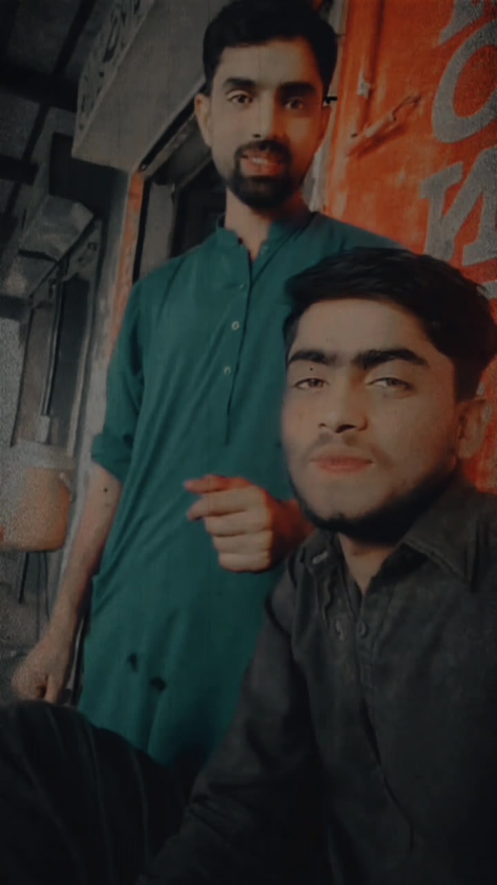 @Zeeshanali