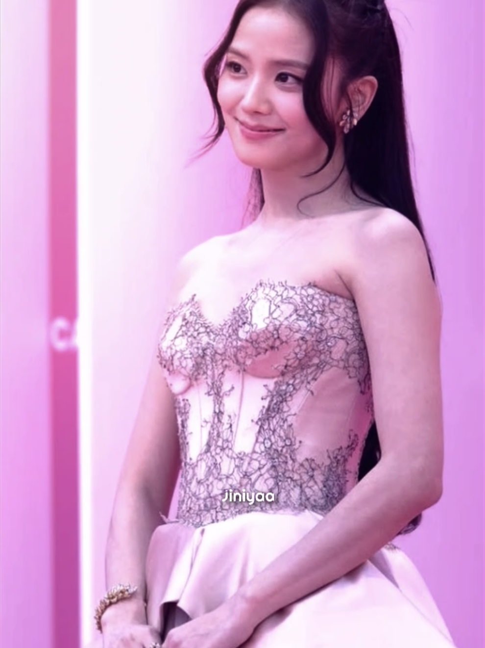 @jiniyaa