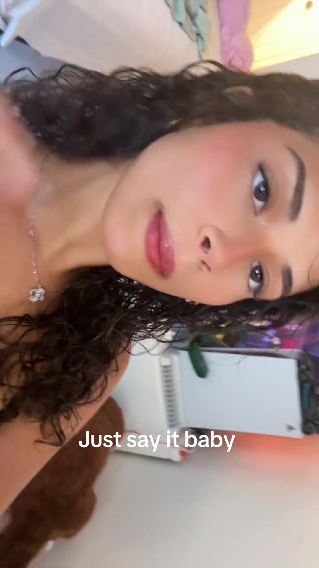 @Sophi