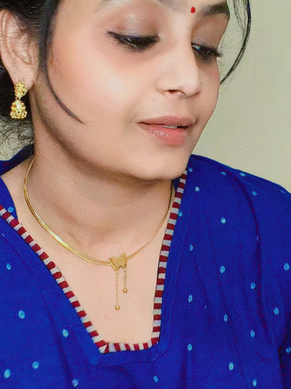 @🧿🦋DHanYA SUreSh🦋🧿