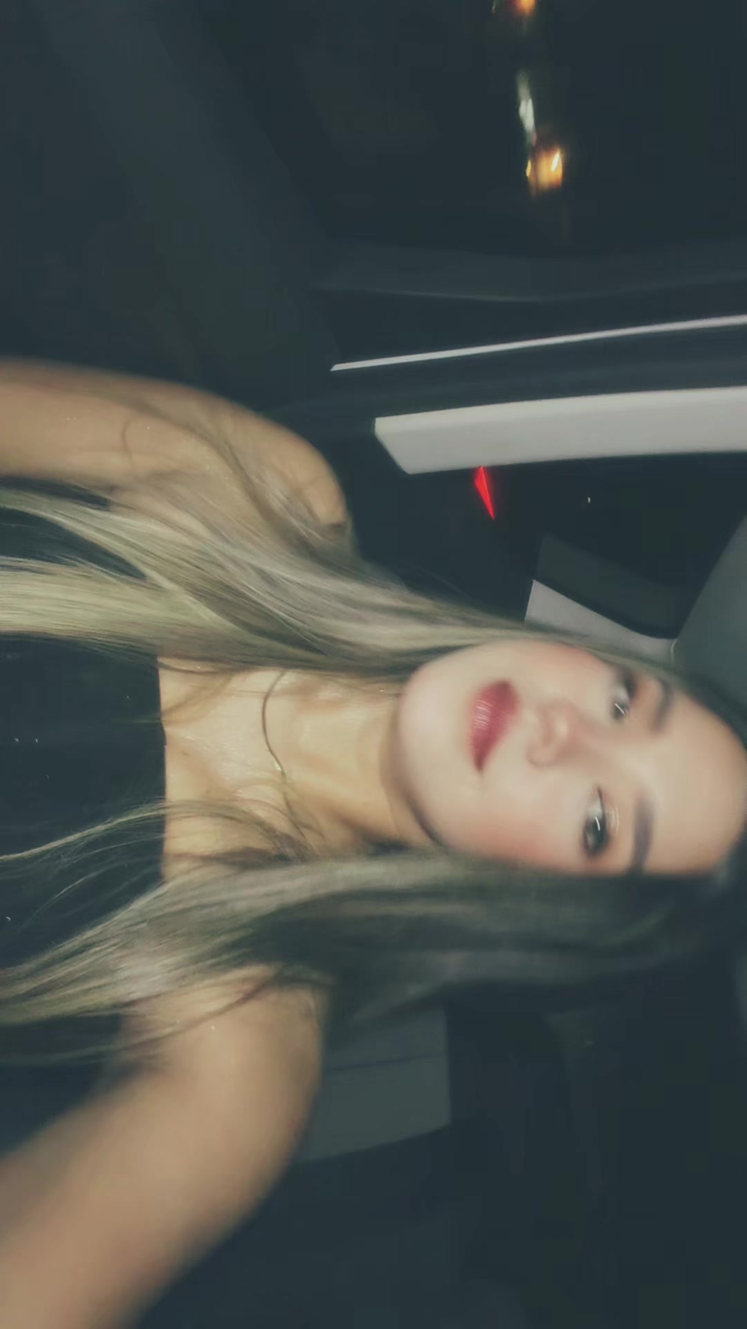 @Vane✨