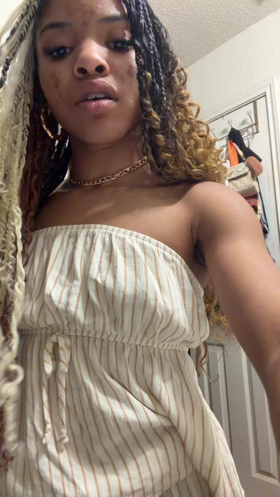 @%