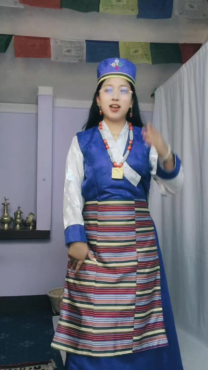 @Luna KanchanBhujelMagar