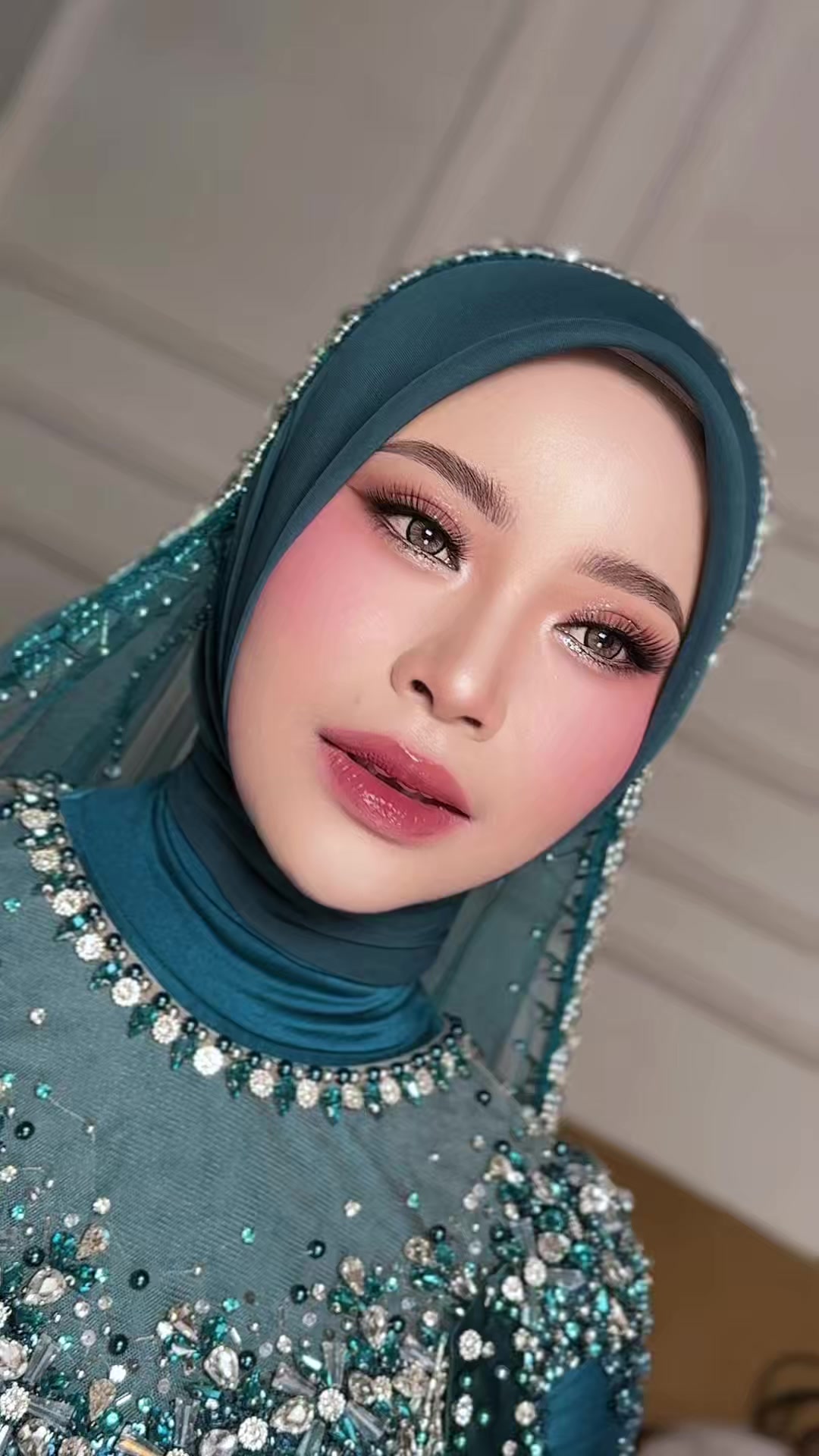 @MUA TULUNGAGUNG | Riris