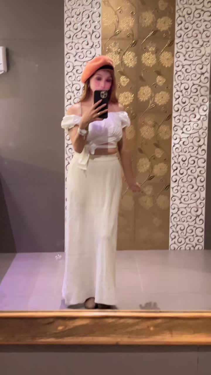 @sharon नन्दनि गुरुङ💝