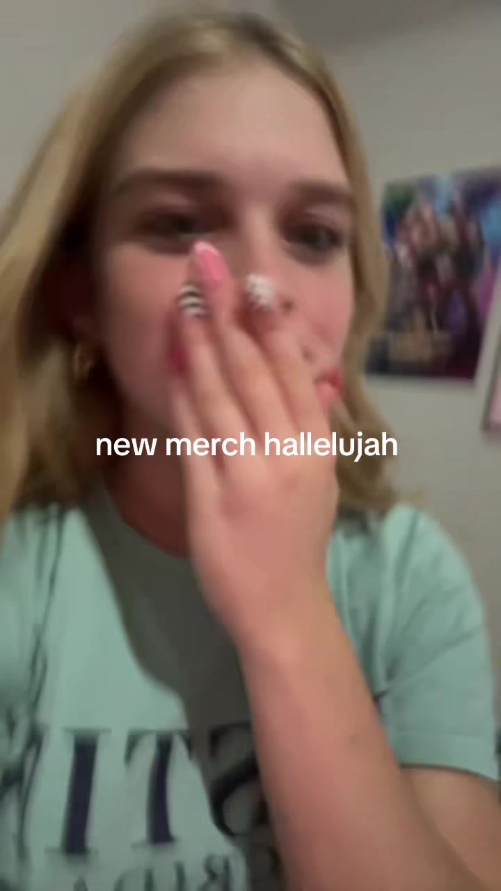 @𝓕𝓻𝓮𝔂𝓯𝓻𝓮𝔂𝓱𝓸𝓾𝓼𝓮💙💫