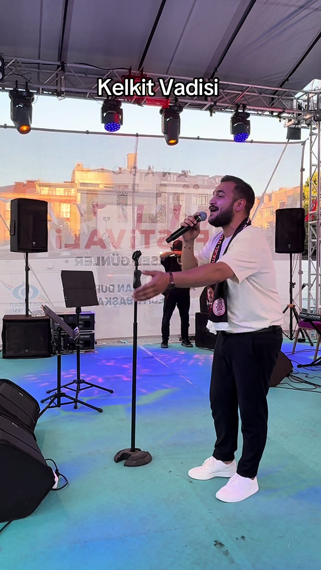 @Emir Talha Altunbaş