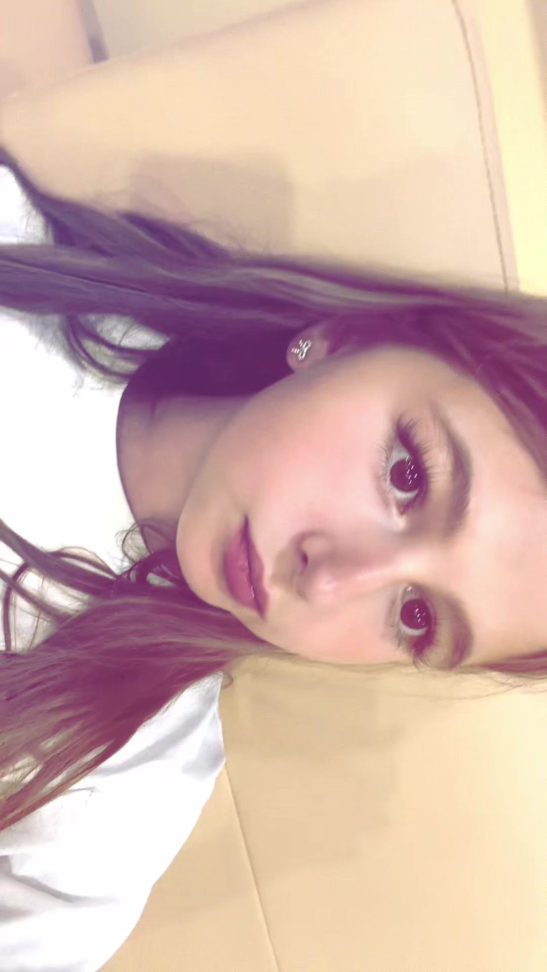 @Vika🪽