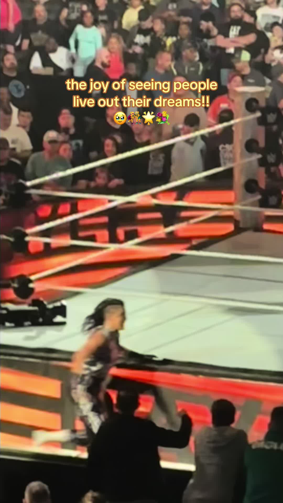 @liv.loves.wrestling