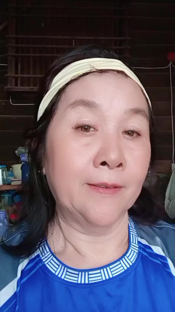 @Angeline Red
