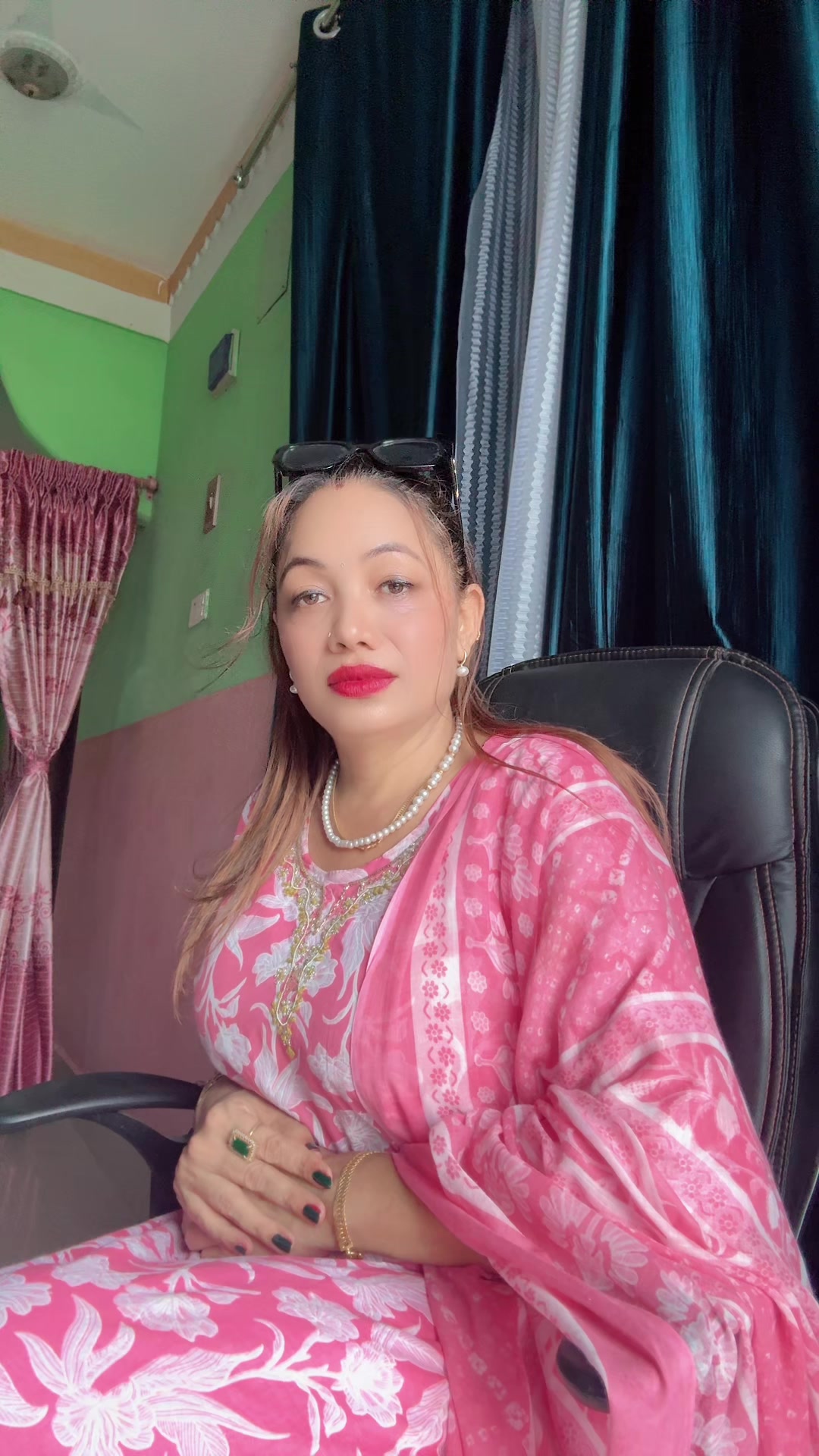 @🕉️Mrs.Laxmi🔱Basnet🕉️