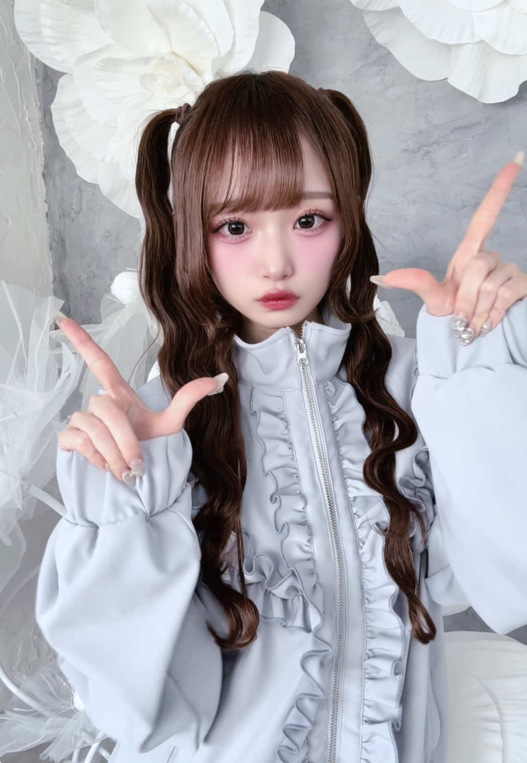 @にしのありさ