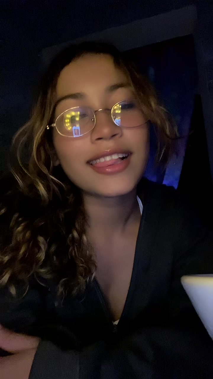 @<helen🎀🫧