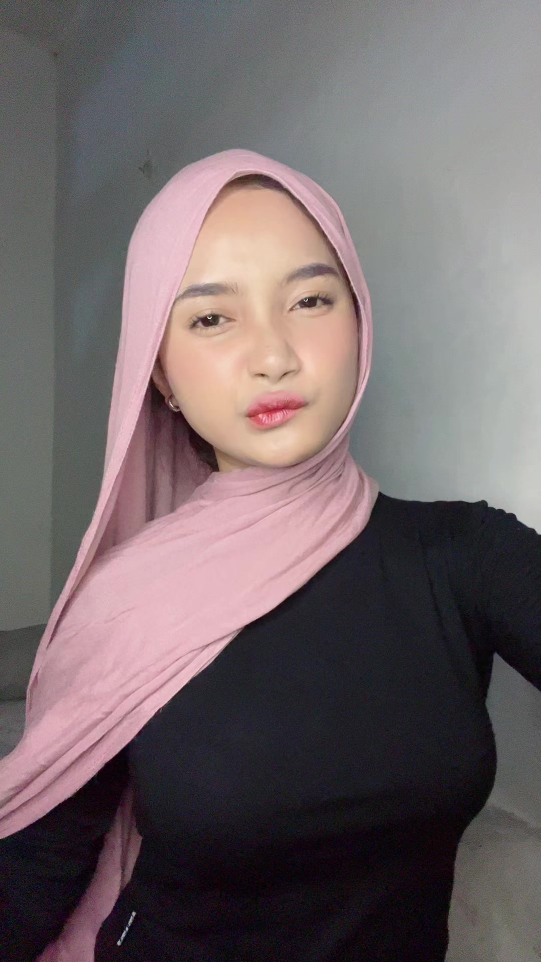 @Rr. Athaya