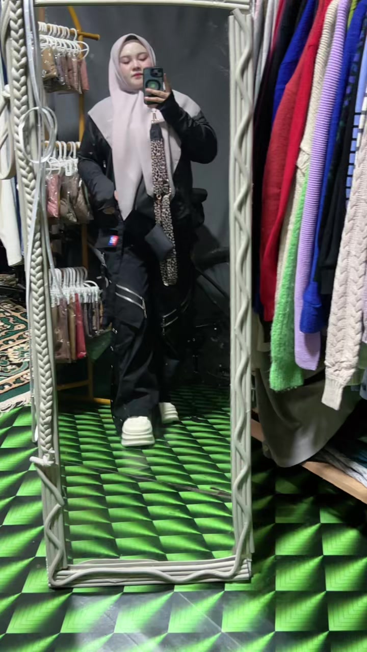 @Adelafashion1
