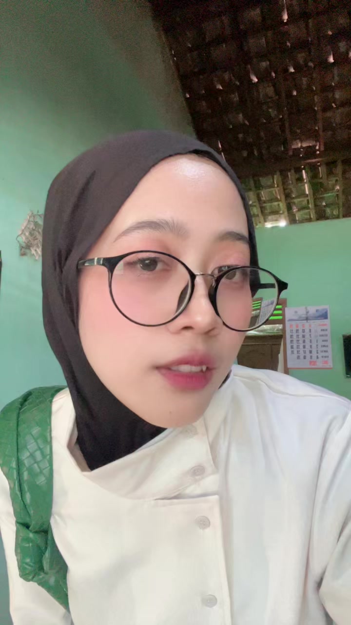 @Tyas Larasati 🌸✨